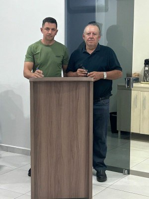 Câmara de Manfrinópolis dá posse a novo vereador.