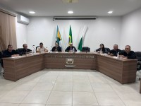 Câmara de Manfrinópolis discute contas de 2024, aprova crédito para saúde e educação e cobra melhorias em escola
