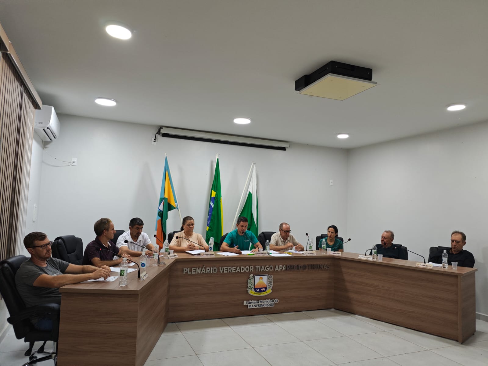 Prefeito apresenta balanço da gestão na Câmara e vereadores cobram melhorias em saúde, infraestrutura e agricultura na 5ª Sessão Ordinária